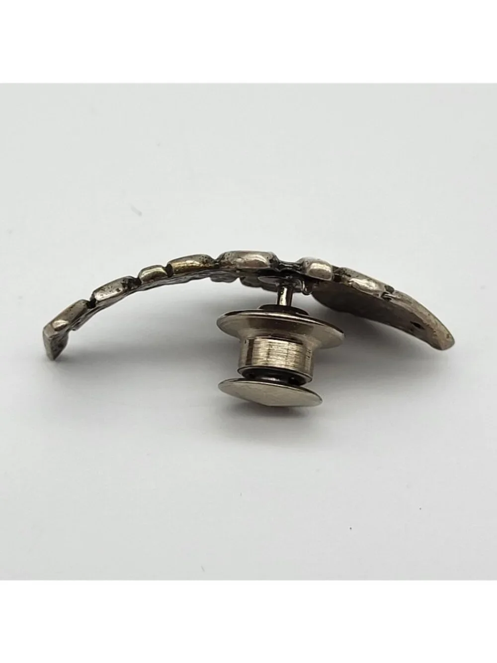 Vintage Sterling Silver Glacier Fish Tie Tack Lapel Pin Mount Baker Ski Artisan
